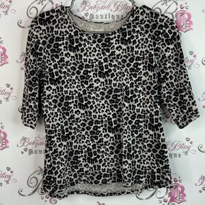 Company Ellen Tracy top shirt cheetah Leopard Print Top with 3/4 Sleeves